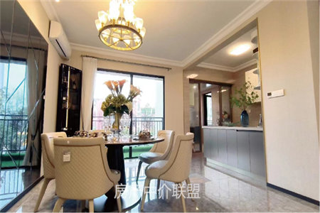 园博御园3室2厅2卫出售分期带储藏室可议价