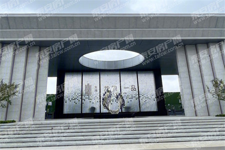 佛山小学附近锦上华府三室两厅两卫送车库需全款